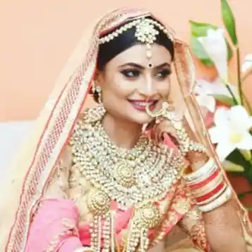 Anushree Datta Photo