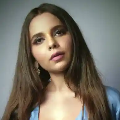 Akanksha Sharma Photo